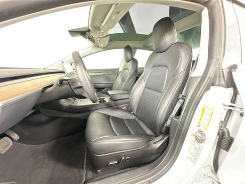 Used 2022 Tesla Model 3 Long Range AWD/4WD image 4