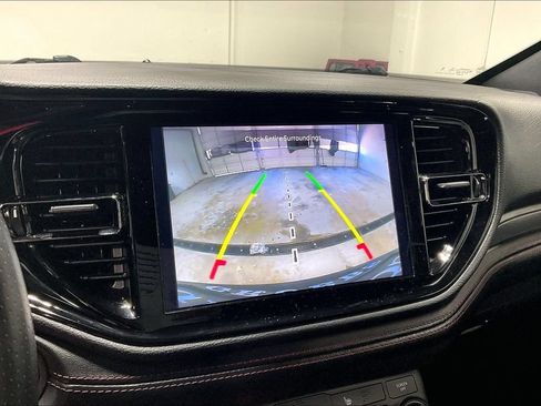Used 2025 Dodge Durango GT AWD/4WD image 27