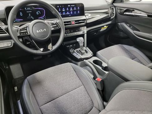 New 2026 Kia Seltos S image 34