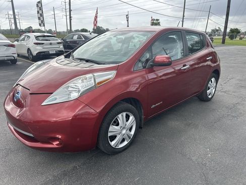 Used 2015 Nissan Leaf S w/ Charge Package FWD image 1