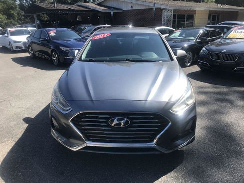 Used 2019 Hyundai Sonata SE w/ Winter Weather Package image 2