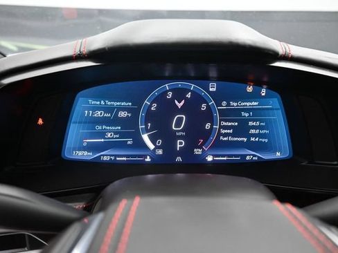 Used 2022 Chevrolet Corvette Stingray Premium Cpe w/ Z51 Performance Package RWD image 5