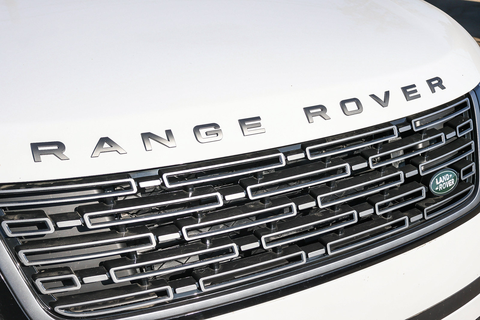 New 2026 Land Rover Range Rover Velar S AWD/4WD image 16