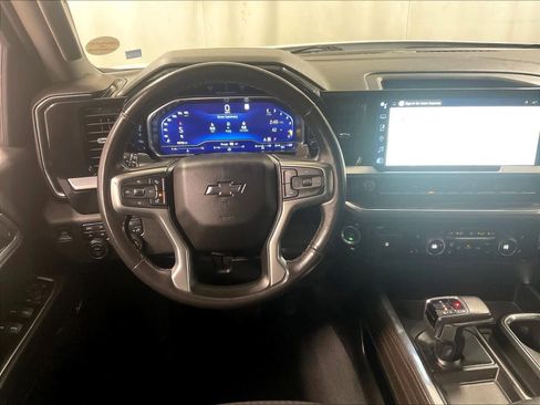 Used 2022 Chevrolet Silverado 1500 RST w/ Convenience Package II image 17