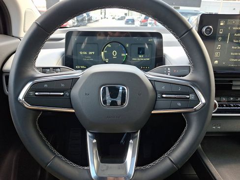 Certified 2024 Honda Prologue Touring image 17