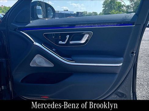Certified 2023 Mercedes-Benz S 500 4MATIC image 24