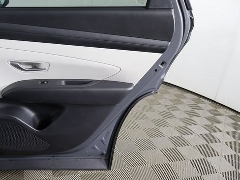 Certified 2025 Hyundai Tucson SE AWD/4WD image 20
