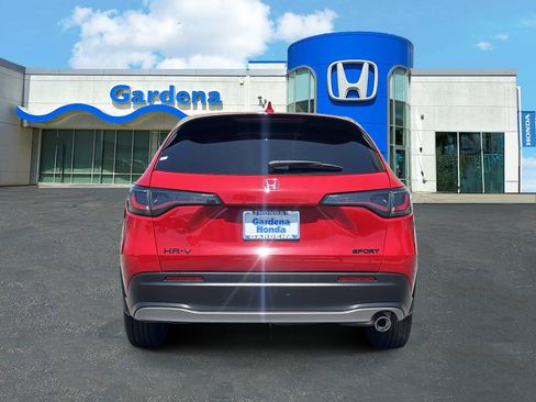 Certified 2026 Honda HR-V Sport image 5