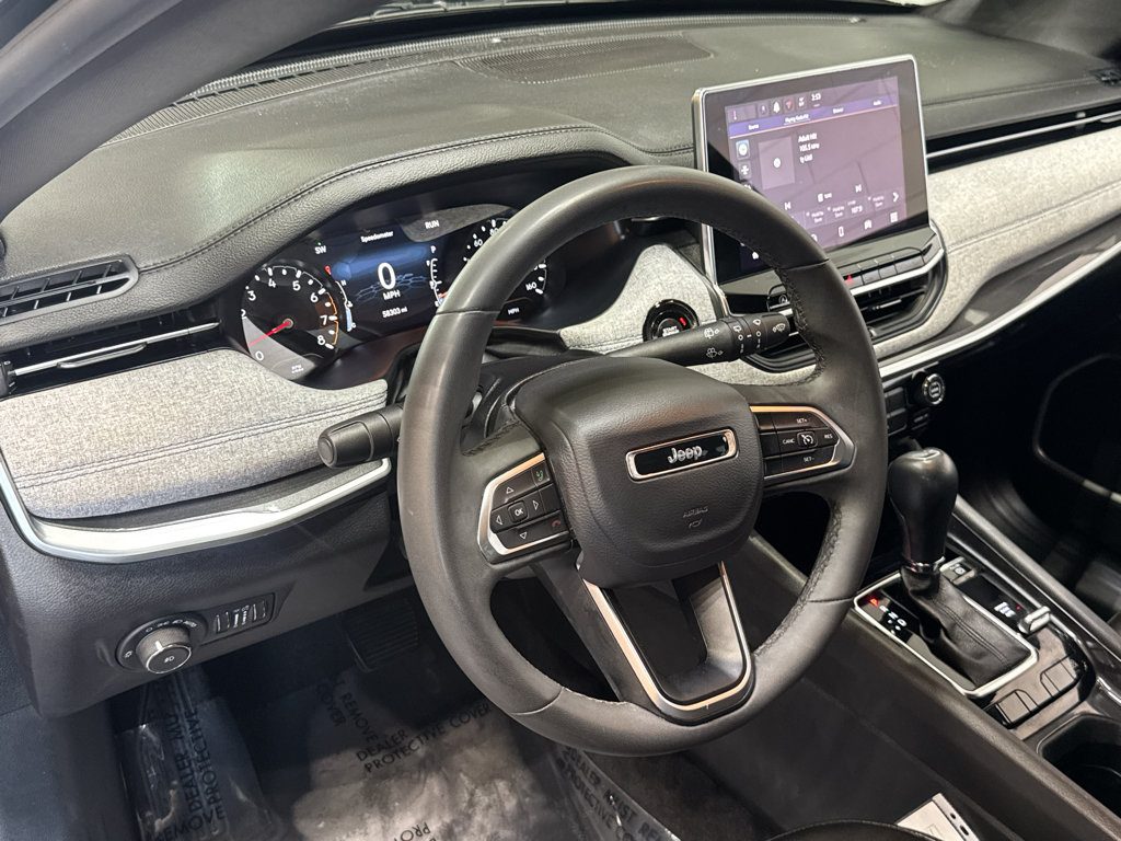 Used 2024 Jeep Compass Latitude AWD/4WD image 16