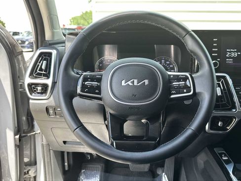 Used 2022 Kia Sorento SX FWD image 21