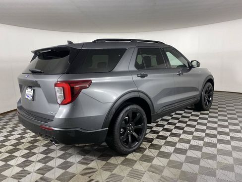Used 2023 Ford Explorer ST-Line AWD/4WD image 5
