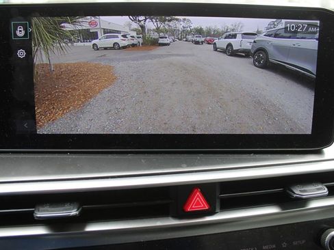 Certified 2025 Kia Sorento S w/ Panoramic Sunroof Package image 53