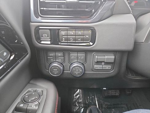 New 2026 GMC Yukon AT4 Ultimate image 21