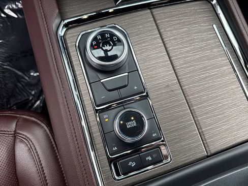 Used 2024 Ford Expedition Max Limited image 27