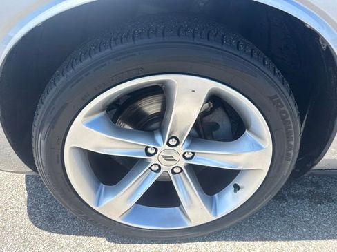 Used 2018 Dodge Challenger R/T RWD image 12