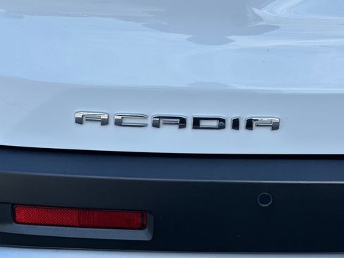 Used 2021 GMC Acadia SLT image 40