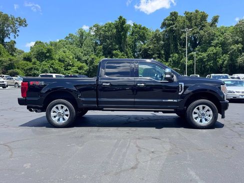 Used 2022 Ford F350 Platinum AWD/4WD image 4