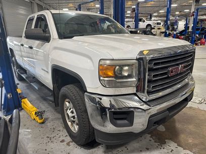 Used 2015 GMC Sierra 2500 2WD Double Cab w/ Sierra Convenience Package