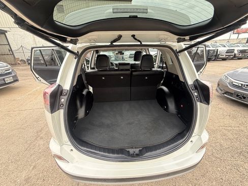 Used 2016 Toyota RAV4 Limited w/ Advanced Technology Package FWD image 19