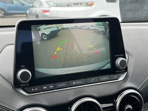 Used 2023 Nissan Sentra SV image 18