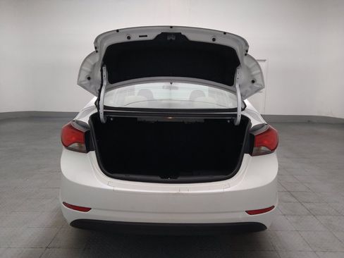 Used 2015 Hyundai Elantra SE FWD image 29