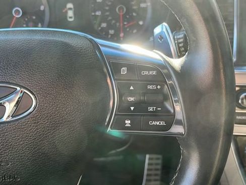 Used 2017 Hyundai Sonata Limited 2.0T FWD image 10