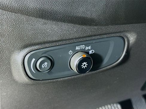 Used 2024 Chevrolet Equinox LT AWD/4WD image 12