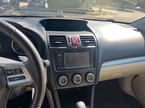 Used 2014 Subaru Crosstrek 2.0i Limited image 17