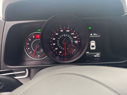 Used 2023 Hyundai Elantra SEL image 23