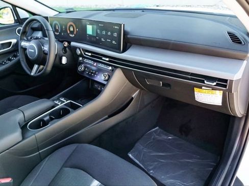 New 2026 Hyundai Sonata SEL FWD image 24