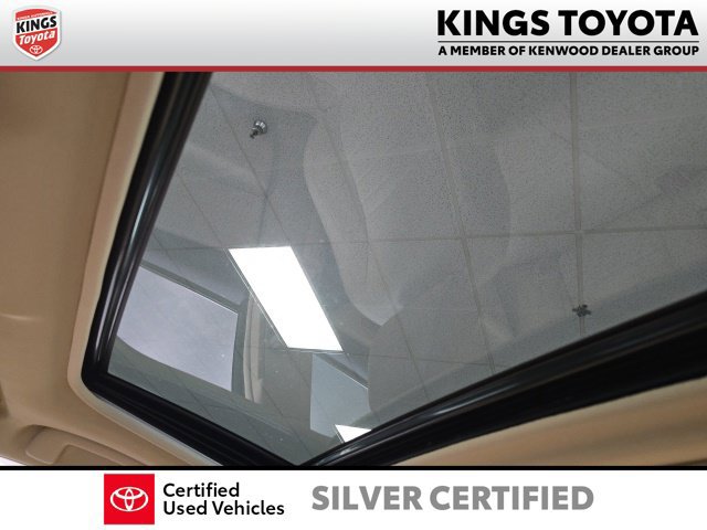 Certified 2017 Toyota Camry XLE w/ Moonroof Package FWD image 20
