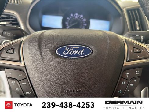 Used 2022 Ford Edge Titanium AWD/4WD image 17