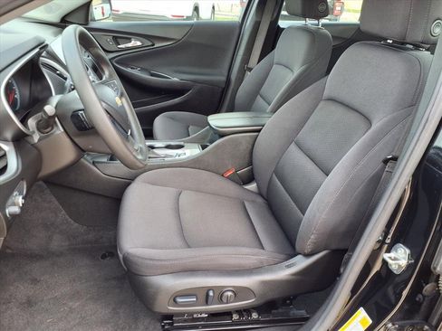 Used 2024 Chevrolet Malibu LT image 23