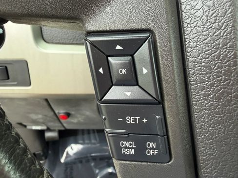 Used 2014 Ford F150 FX4 w/ Equipment Group 402A Luxury AWD/4WD image 19