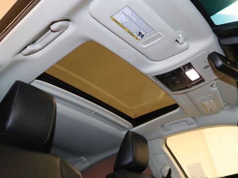 Used 2023 Lexus ES 350 w/ Premium Package image 81