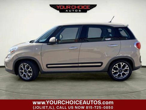 Used 2014 FIAT 500L Trekking FWD image 2