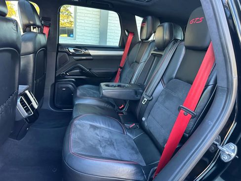 Used 2014 Porsche Cayenne GTS image 19