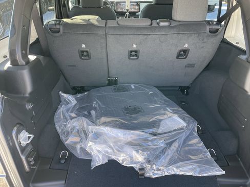 New 2026 Jeep Wrangler Unlimited Sport image 22