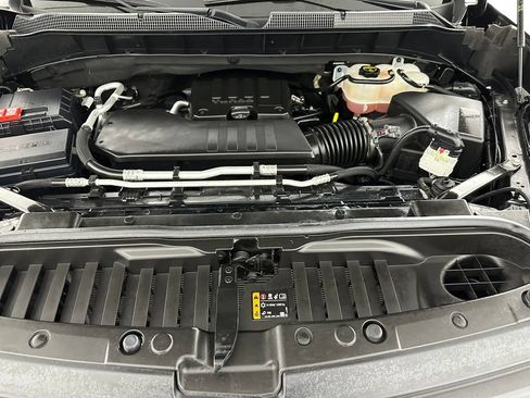 Used 2024 Chevrolet Silverado 1500 Custom RWD image 32