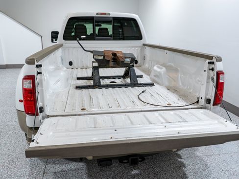 Used 2012 Ford F350 King Ranch w/ King Ranch w/Chrome Pkg image 12