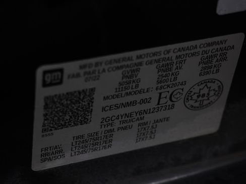 Used 2022 Chevrolet Silverado 2500 LT image 23