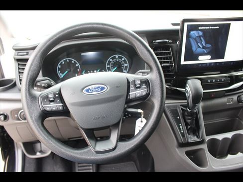 Used 2024 Ford Transit 350 XLT RWD image 25