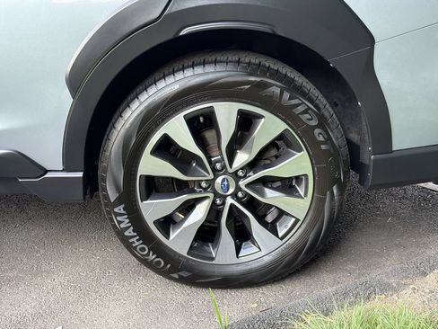 Certified 2023 Subaru Outback Limited AWD/4WD image 11