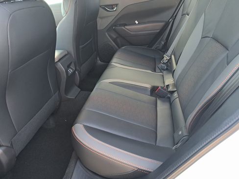 Certified 2025 Subaru Crosstrek 2.5i Limited w/ Crosstrek Mirror Package image 27