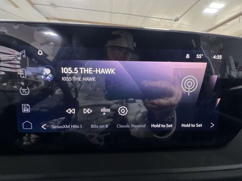 New 2025 Buick Envista Avenir image 13