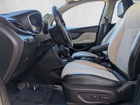 Used 2019 Buick Encore Sport Touring FWD image 8