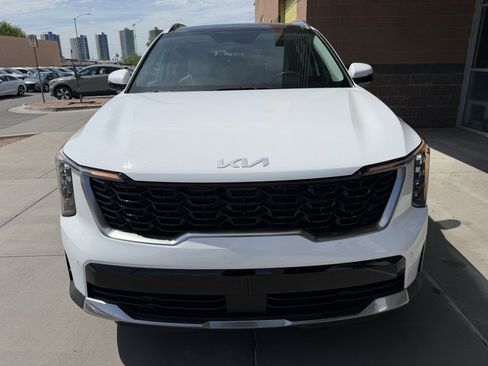 Used 2025 Kia Sorento S w/ Panoramic Sunroof Package FWD image 10