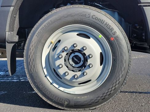 New 2026 Ford F450 XL image 5