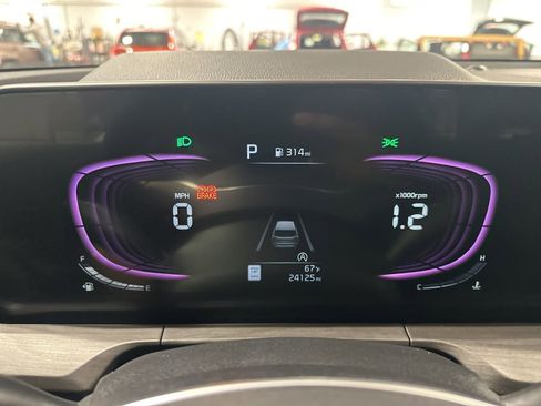 Used 2024 Kia Telluride EX X-Line image 19