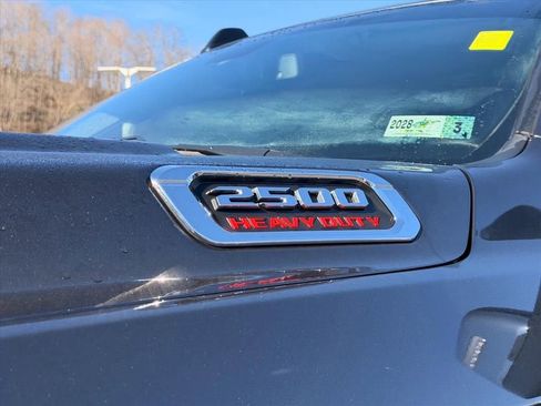 Used 2023 RAM 2500 Laramie image 12